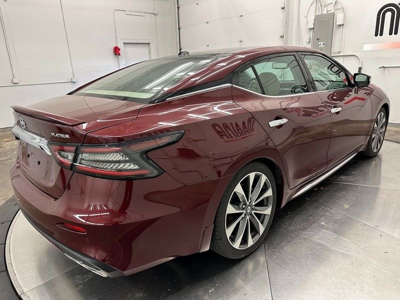 2021 Nissan Maxima PlatinumImage 19