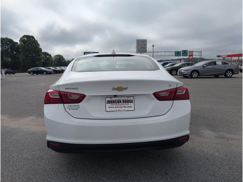 2023 Chevrolet Malibu LTImage 4