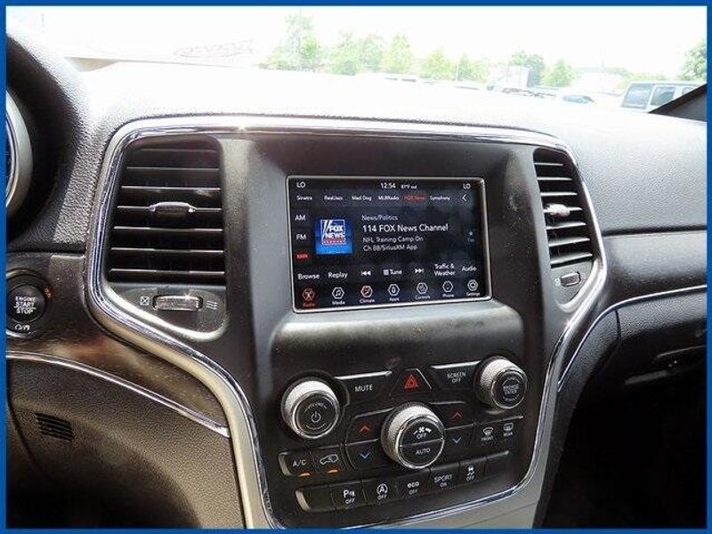 Used 2018 Jeep Grand Cherokee LimitedImage 15