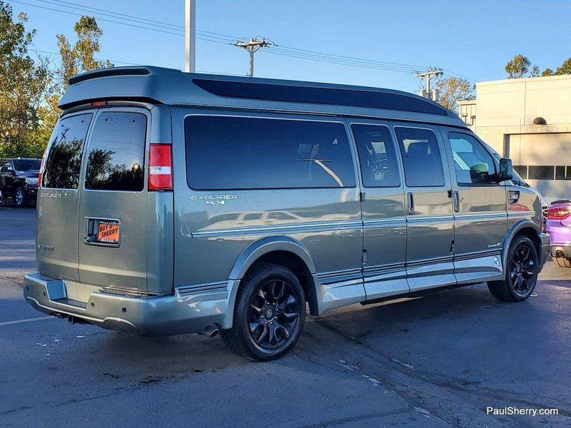 2023 Chevrolet Express Cargo Image 10