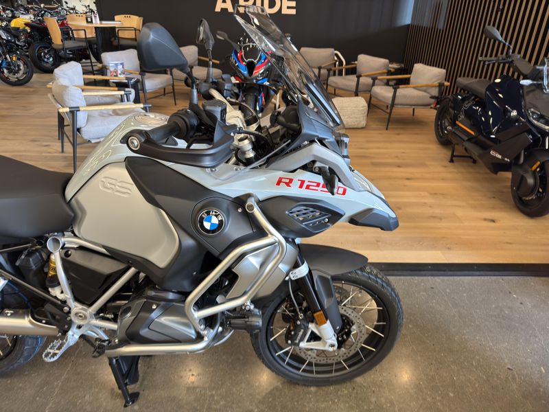 2024 BMW R 1250 GS Adventure - ASH GREY 
