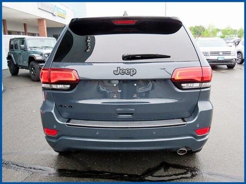 2017 Jeep Grand Cherokee AltitudeImage 6