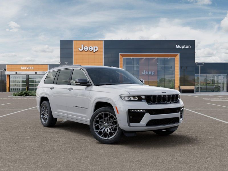 New 2026 Jeep Grand Cherokee L Summit 4x4Image 5