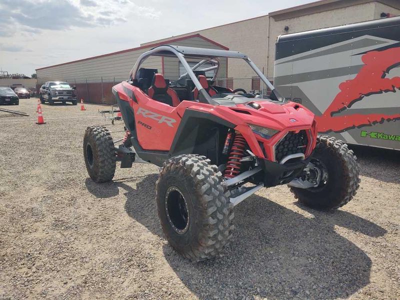 New 2026 Polaris RZR PRO R ULTIMATE Image 9