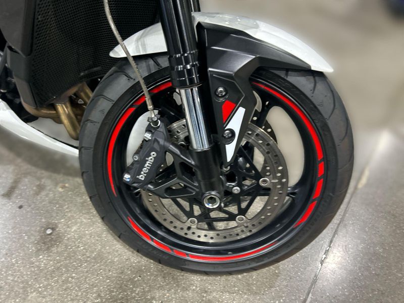 Used 2024 Triumph Street Triple 765 R Image 21