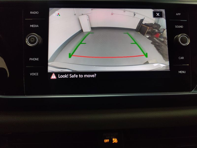 Used 2022 Volkswagen Taos SEAWD w/SunroofImage 21