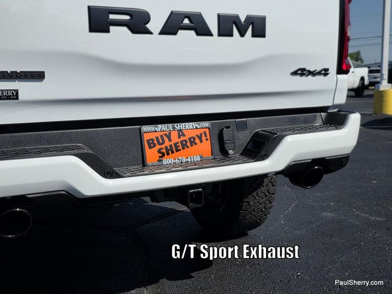 New 2026 RAM 1500 Laramie Crew Cab 4x4 5'7' Box