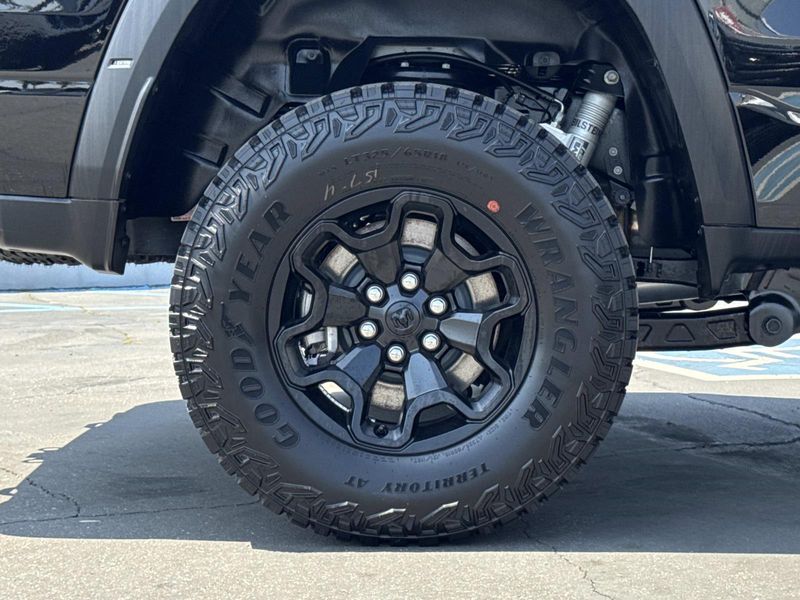 New 2026 RAM 1500 Rho Crew Cab 4x4 5'7' Box