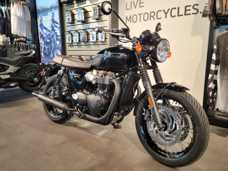 2025 Triumph BONNEVILLE T120 BLACK 