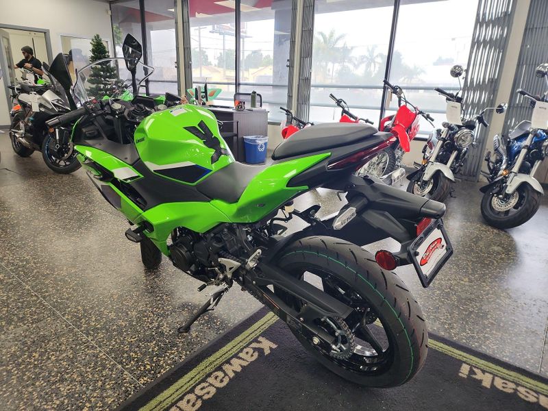 New 2026 Kawasaki NINJA 500 SE ABS Image 14