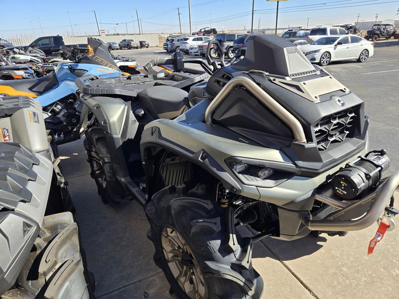 NEW 2026 CAN-AM OUTLANDER X MR 1000R Image 3