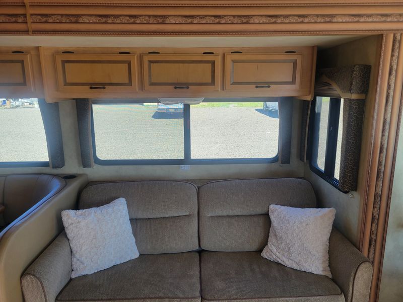 Used 2012 THOR M-32A  FORD Image 11