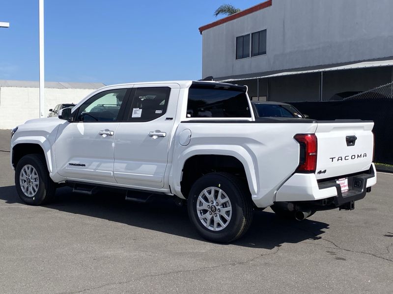 2025 Toyota Tacoma SR5Image 5