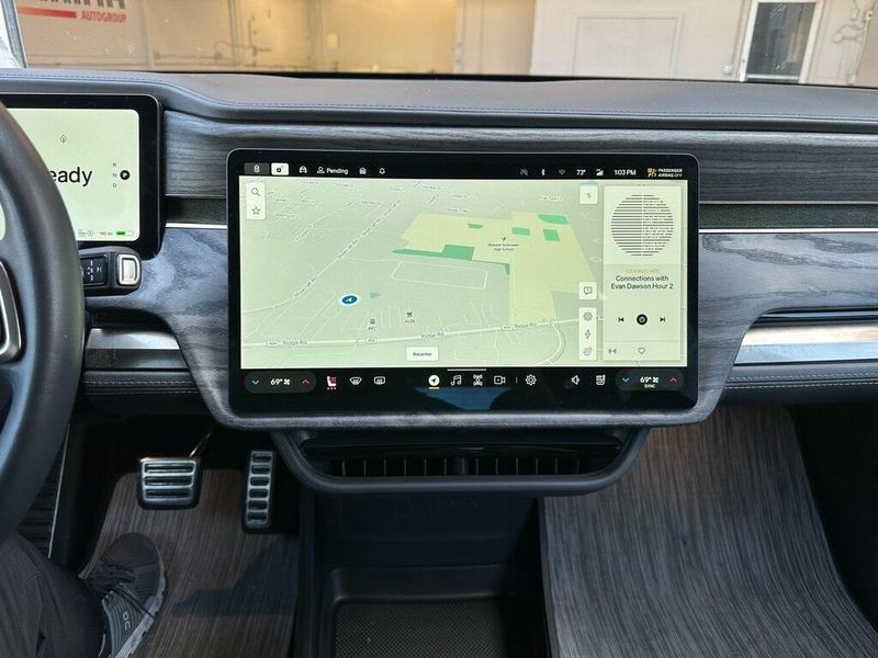 2022 Rivian R1T Adventure photo 6