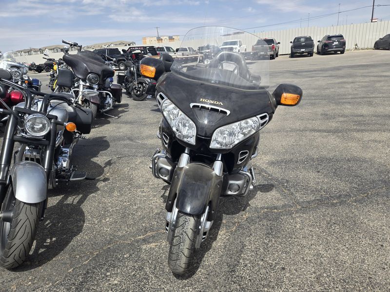 USED 2003 HONDA GOLDWING Image 8