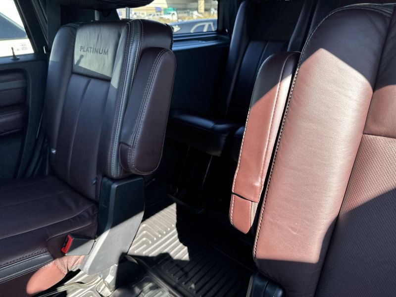 Used 2017 Ford Expedition PlatinumImage 22