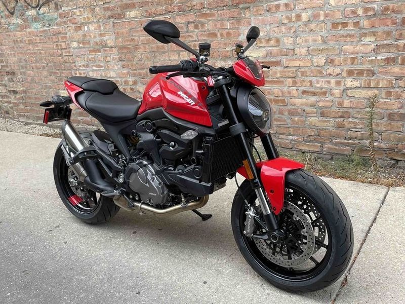 2022 Ducati Monster + Red  Image 7