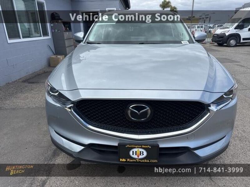 2019 Mazda CX-5 TouringImage 2