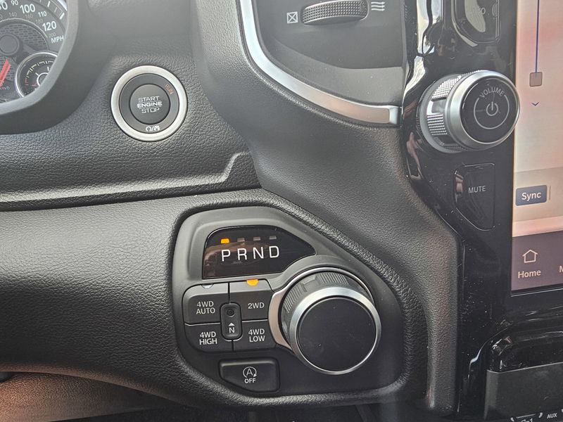 New 2025 RAM 1500 Big HornImage 23