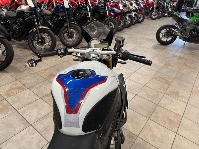 Used 2019 BMW S 1000 R Image 25