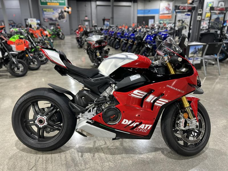 Used 2024 Ducati PANIGALE V4 SP2 30TH ANNIVERSARIO 916 Image 29