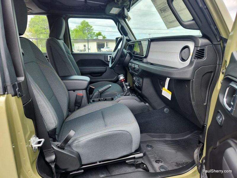 2025 Jeep Wrangler 2-door SportImage 19