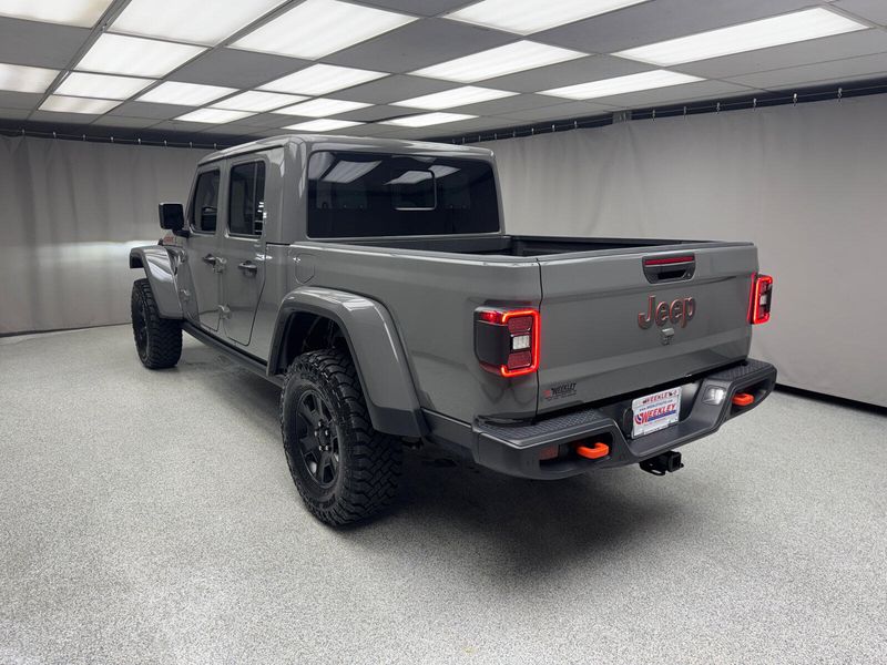 2021 Jeep Gladiator MojaveImage 2