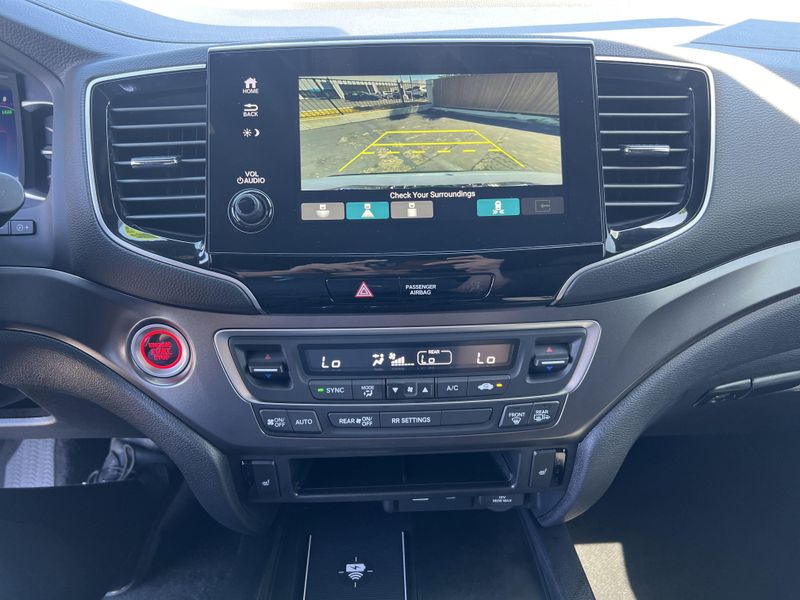 2025 Honda Passport EX-LImage 16