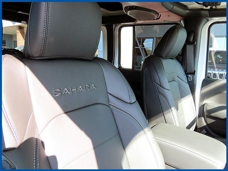 2023 Jeep Wrangler SaharaImage 9