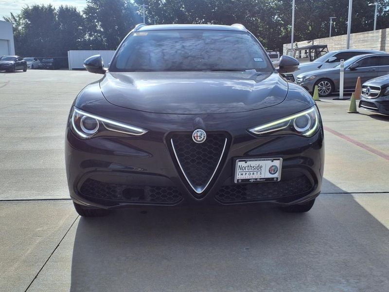 2018 Alfa Romeo Stelvio Image 6