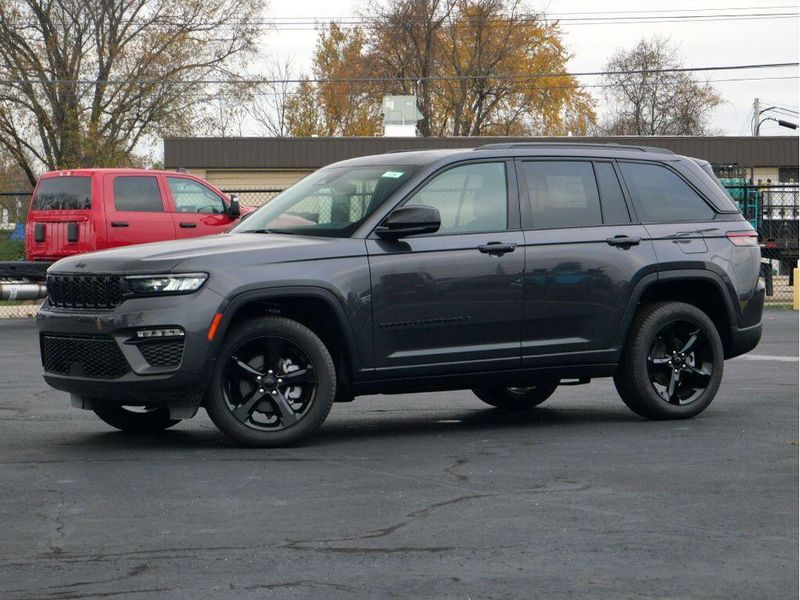 2024 Jeep Grand Cherokee Limited 4x4Image 6