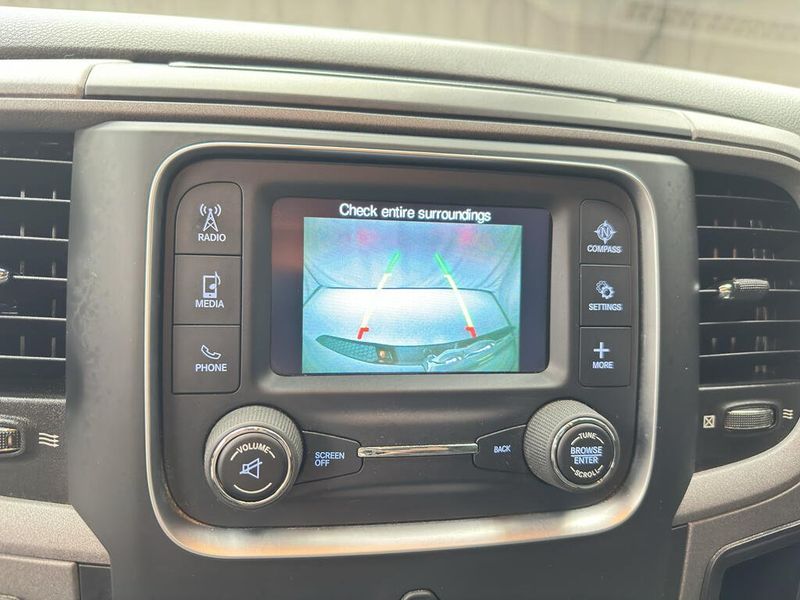 Used 2018 RAM 1500 ExpressImage 16