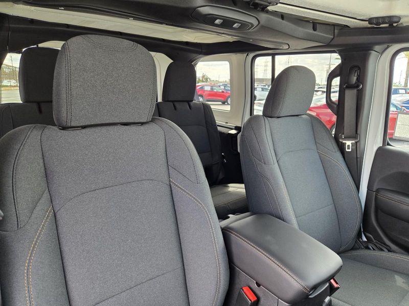 New 2025 Jeep Wrangler 4-door Sahara