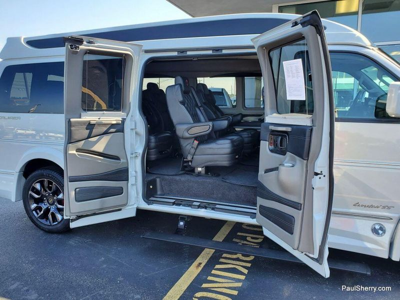 Used 2023 Chevrolet Express Cargo Image 24