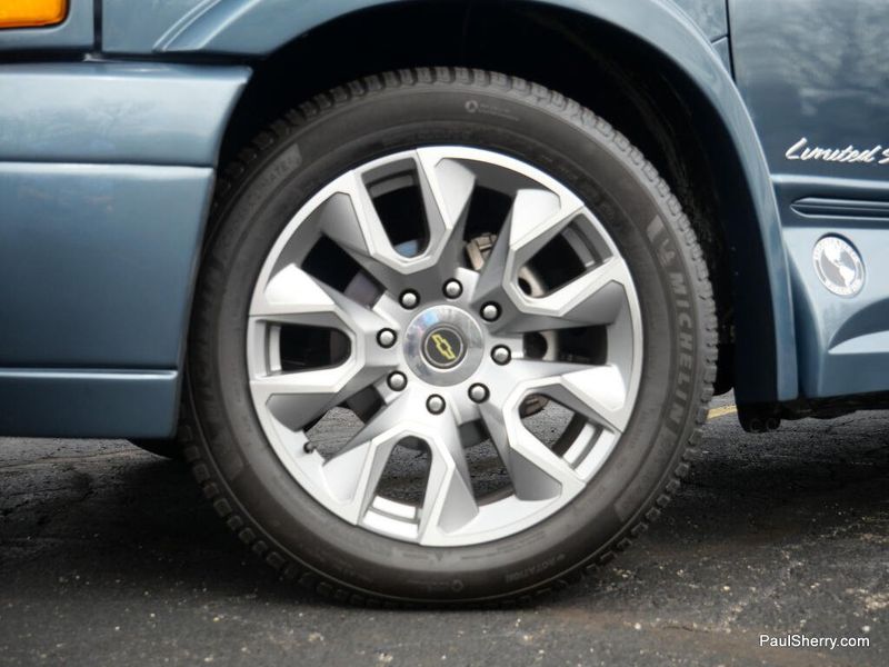 Used 2024 Chevrolet Express Cargo 