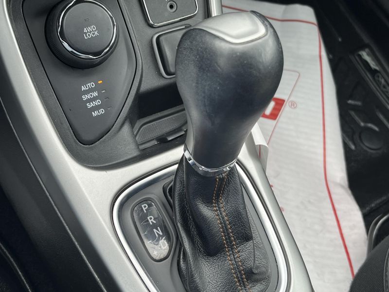 2018 Jeep Compass Image 15