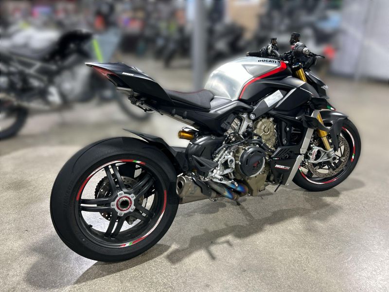 Used 2022 Ducati STREETFIGHTER V4 SP Image 13