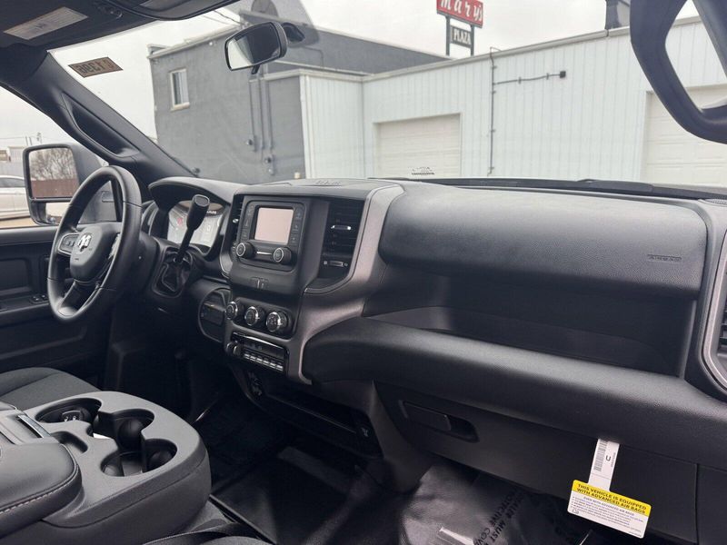 2024 RAM 3500 Chassis Cab TradesmanImage 14