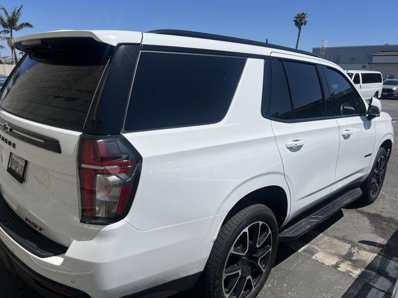 2024 Chevrolet Tahoe RSTImage 2