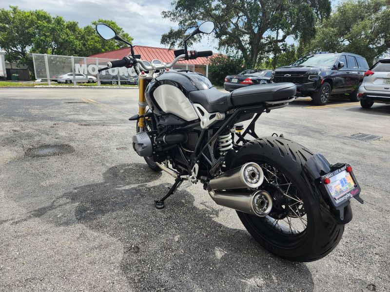 2017 BMW R nineT  in a BLACK exterior color. BMW Motorcycles of Miami 786-845-0052 motorcyclesofmiami.com 
