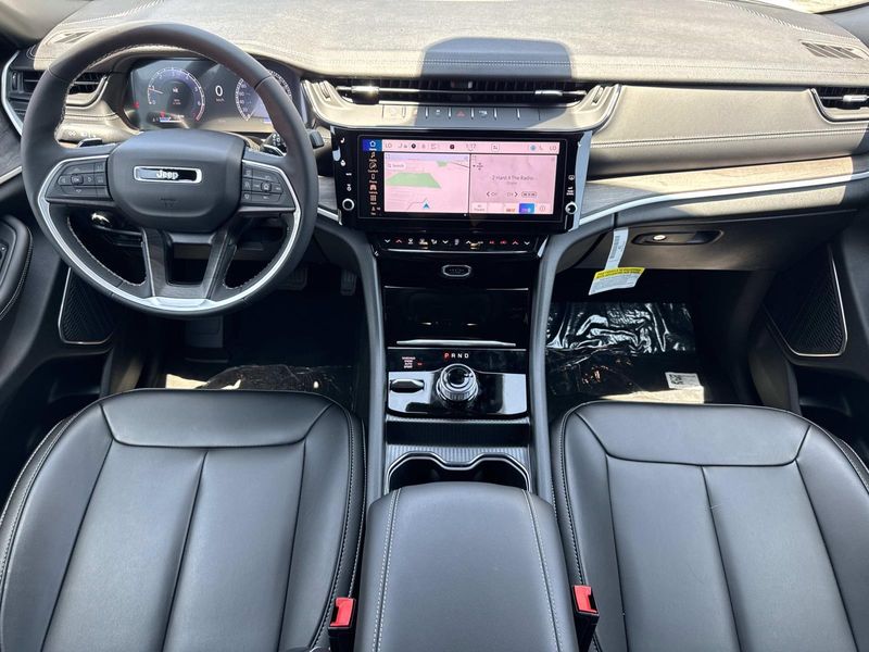New 2026 Jeep Grand Cherokee Limited 4x4