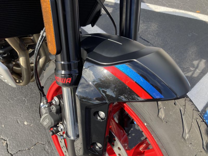 2026 Triumph Trident 660 Triple Tribute 