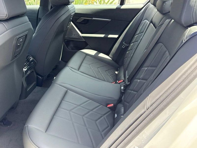 New 2027 BMW 5 Series 530iImage 27