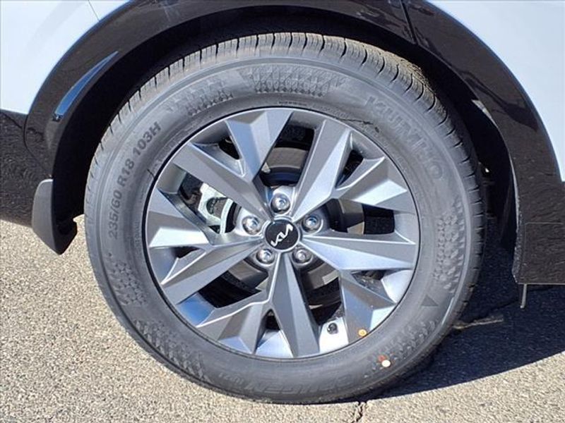 2025 Kia Sportage SXImage 7