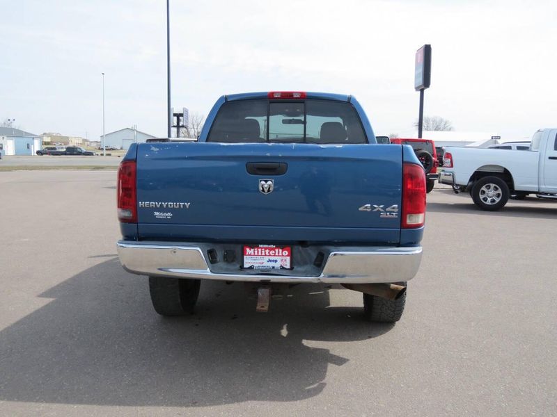 Used 2005 Dodge Ram 2500 SLT 4dr Quad Cab 4WD SBImage 5