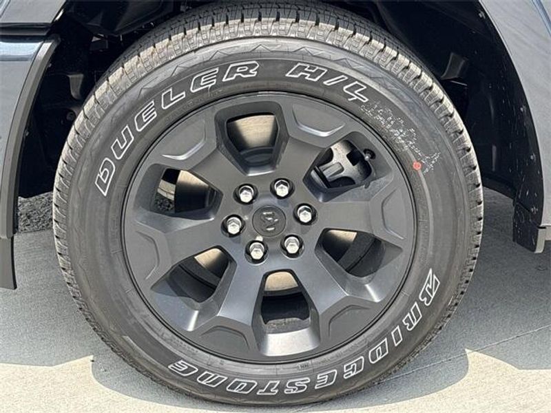 2025 RAM 1500 Big Horn Crew Cab 4x4 5