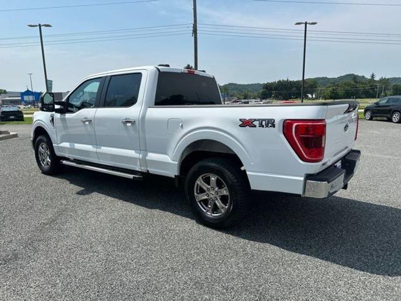 2022 Ford F-150 XLT photo 3