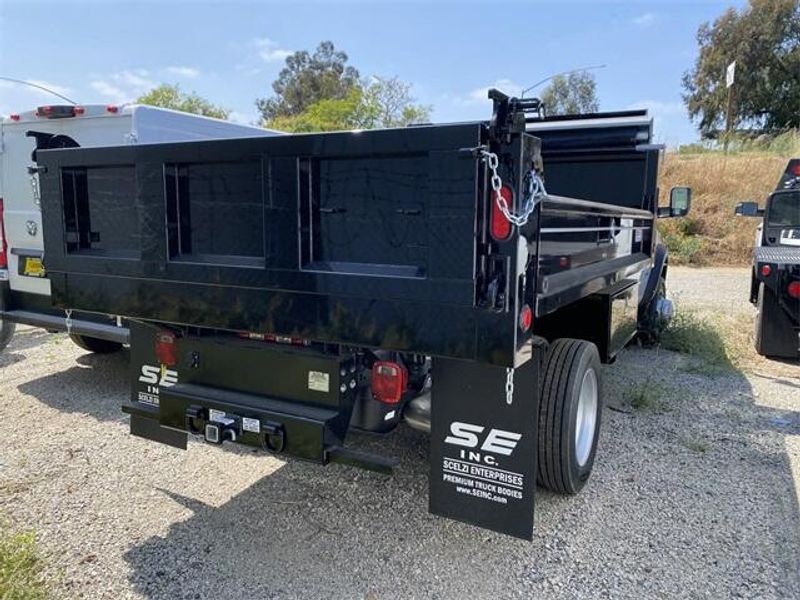 2022 RAM 5500 Tradesman Chassis Regular Cab 4x2 84