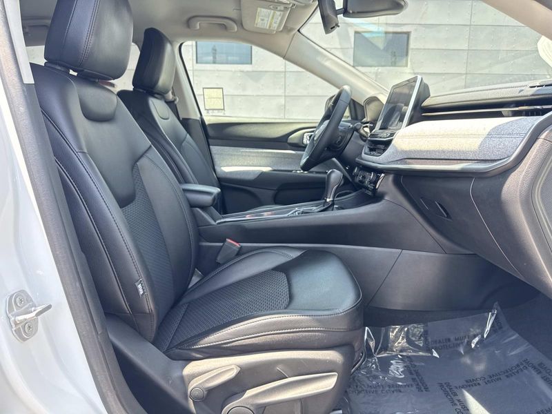 Used 2022 Jeep Compass Latitude