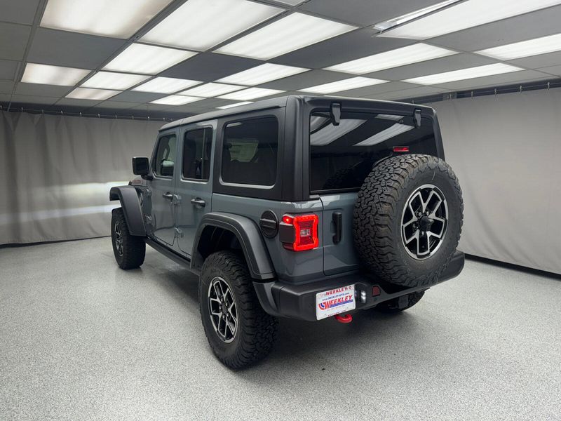 2024 Jeep Wrangler RubiconImage 2